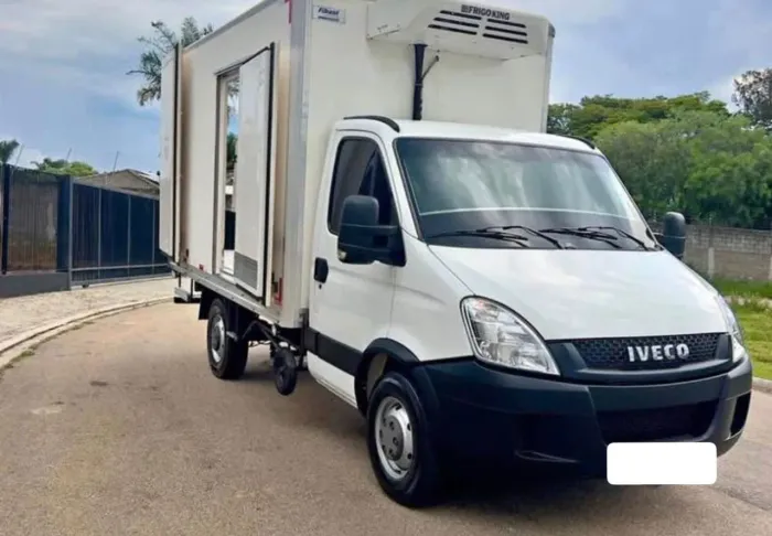 Iveco Daily 35s14 Baú Refrigerado 2019