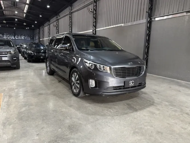 Kia Motors Carnival EX 3.5 V6 24V 276cv Aut. 2016