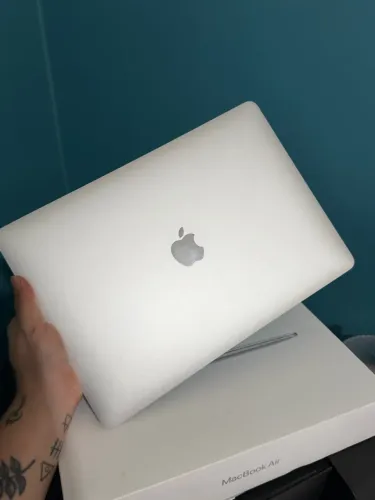 MacBook Air M1 | 8GB | SSD 256GB | Bateria 98% | Com caixa