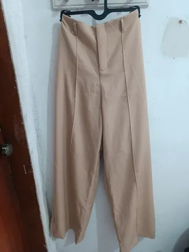 Calça pantalona alfaiataria 