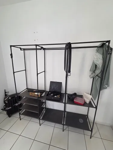 Guarda-roupas tubular arara