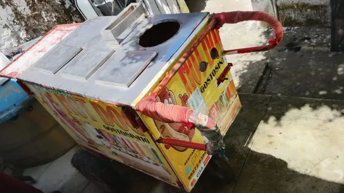 Carroça de Cachorro-quente em material resistente à corrosão