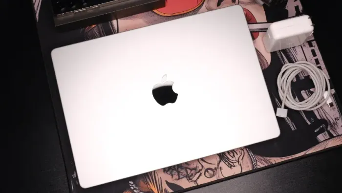 MacBook Pro M3 1TB SSD