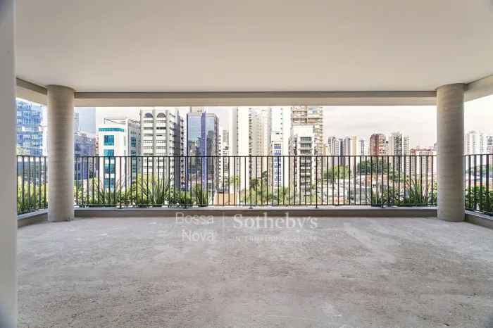 Apartamento novo de 277 m² na Vila Olímpia com três suítes