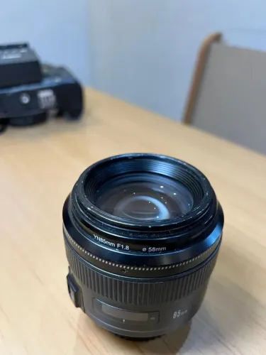 Yongnuo YN 85mm f/1.8