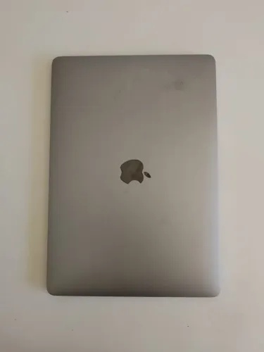 MACBOOK PRO 13" 2019 i7 16GB