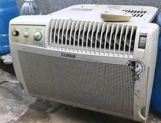Ar condicionado 7.500 btus c/Controle 