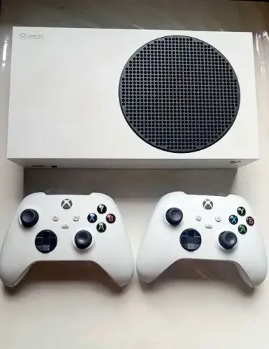 Xbox Series S 512GB SSD COMPLETO!! (Aceito Cartão)