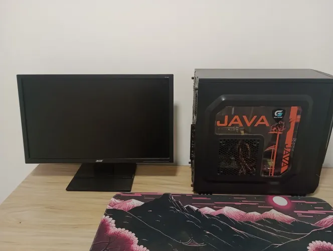 Computador - i3 6100/GTX 950 + Monitor Acer 60hz 24 polegadas
