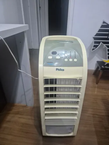 Climatizador estragado para retirada