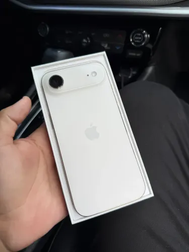 iPhone 17 air branco