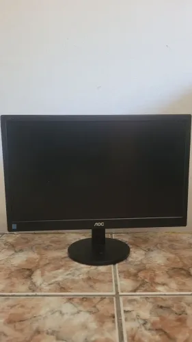 Monitor AOC LED