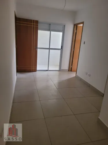Vendo apartamentos e Studios com 1 quarto na Vila Mazzei.