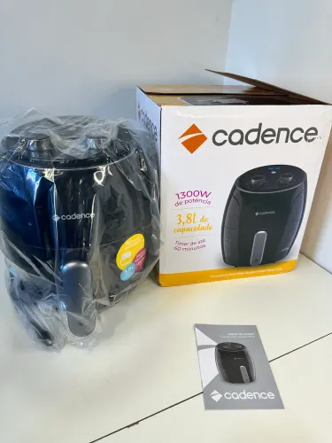 Air fryer Cadence 3,8 litros 1300w nova na caixa