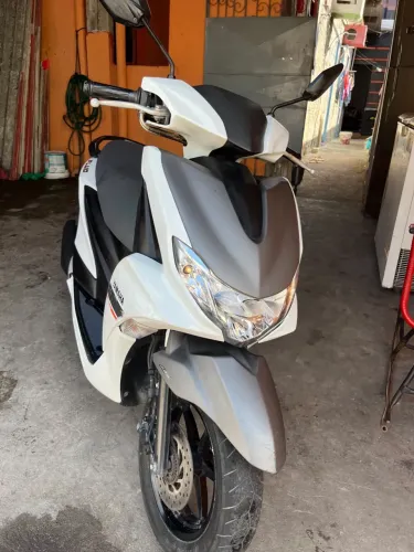 Yamaha fluo 125 abs