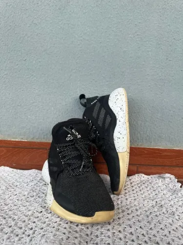 Tênis Adidas Rose 773 Preto (usado)