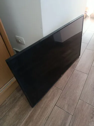 TV LG com defeito