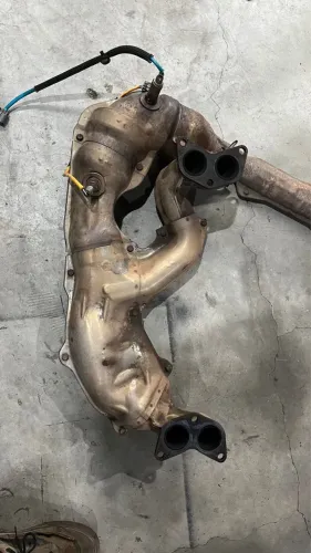 Coletor  Subaru Impreza 2.0