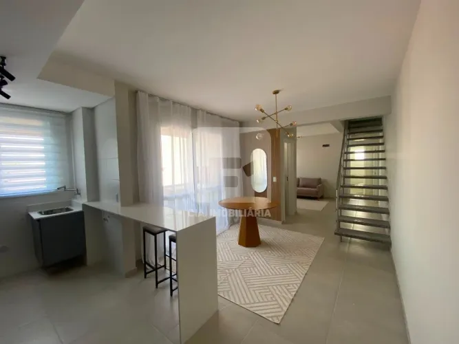 Apartamento duplex de 2 dormitórios no Itacorubi