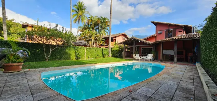 CASA RESIDENCIAL em ILHABELA - SP, PEREQUE