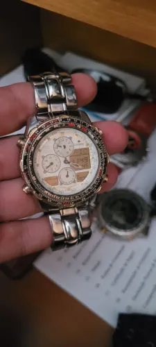Relogio Citizen C300