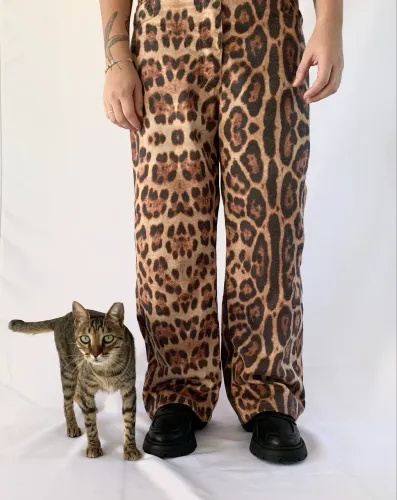 calça de onça