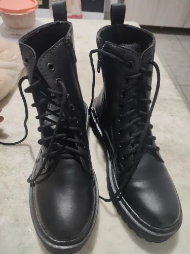 Coturno feminino Tam 35