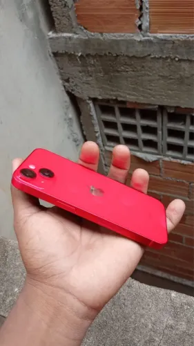 iPhone 14 bem conservado 