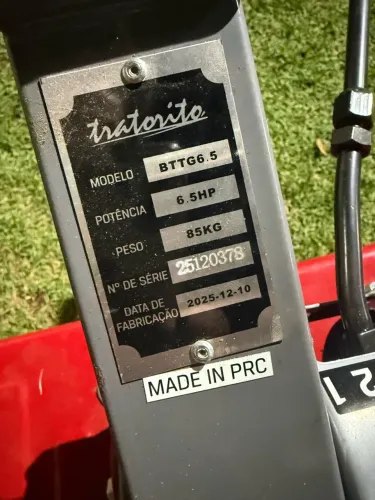Tratorito branco 6,5hp