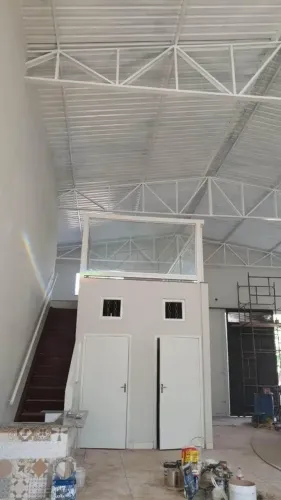 Galpão para alugar, 148 m² por R$ 6.000,00/mês - Parque São Geraldo - Uberaba/MG