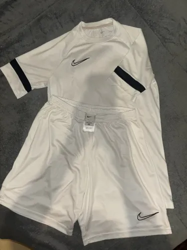 Conjunto Nike Dri-Fit