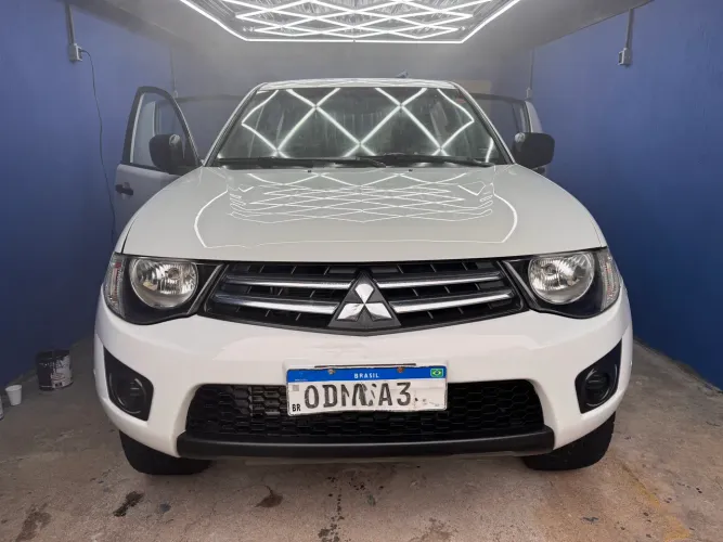 Mitsubishi L200 Triton GLS 3.2 CD TB Int.diesel MEC 2013