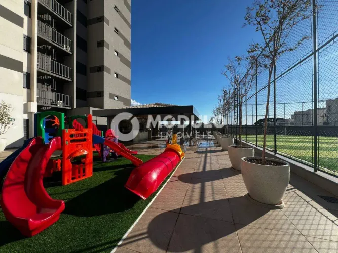 Apartamento disponível para locação no bairro Osvaldo Rezende.