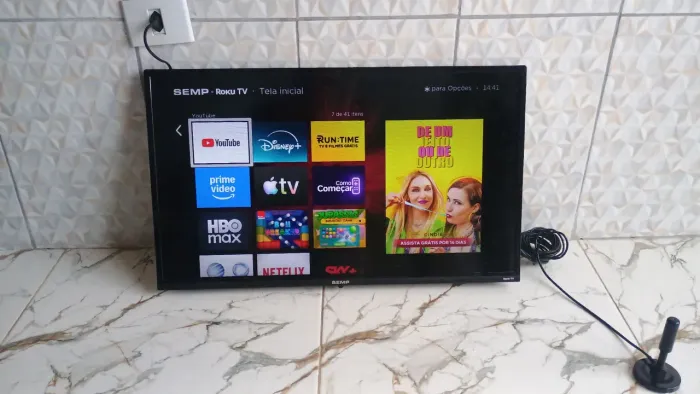 Tv Semp 32 polegadas smart Roku tv