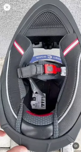 Capacete ótima qualidade.