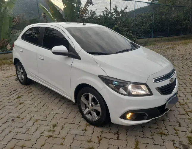 Chevrolet Onix JOY Hatch 1.0 8V Flex Mec. 4P 2019