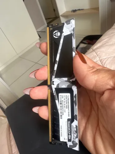Memória Ram 8GB T FORCE VULCAN PICHAU