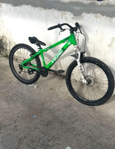 Bicleta viking tuff 30