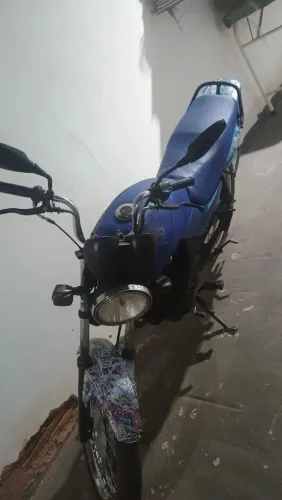 Moto de leilão