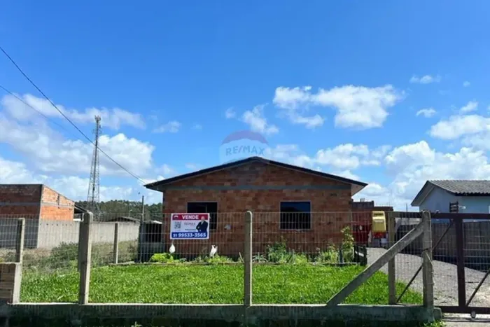 "Casa à Venda em Jardim Ultramar!"