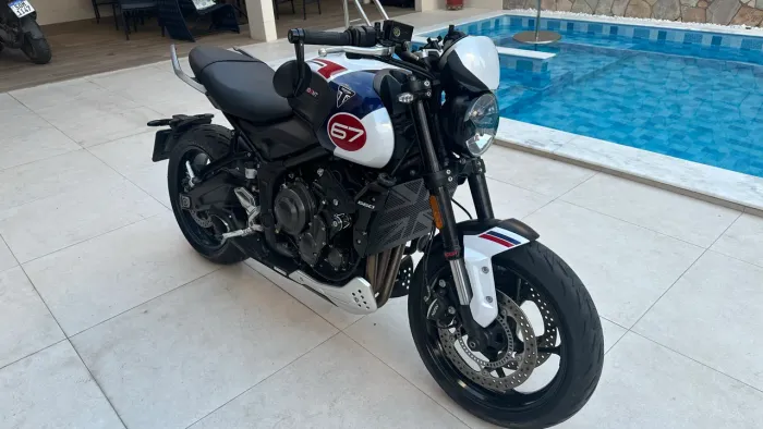 Trident Triple Tribute muito nova!!!