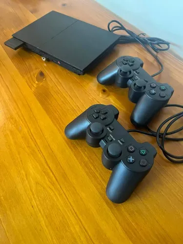 Vende-se PlayStation2