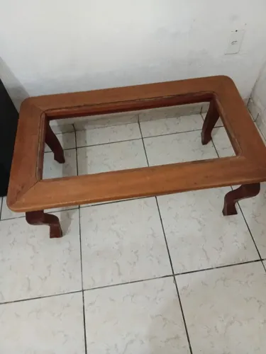 Mesa de centro de madeira 