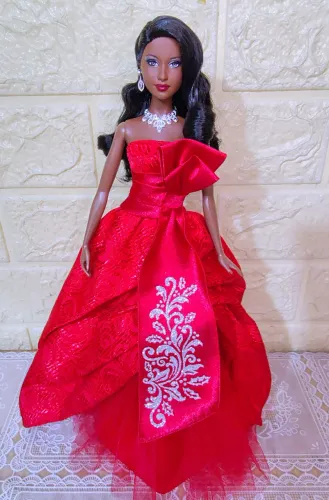 Boneca Barbie Holiday 2012 Goddess completa e perfeita