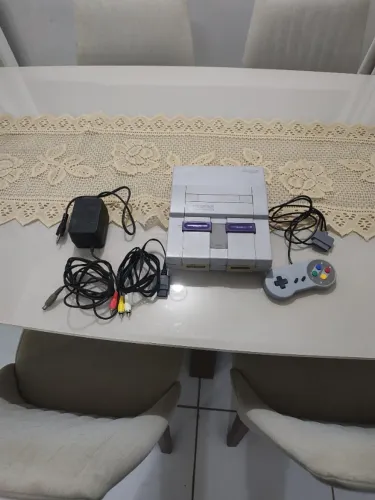 Vendo Super Nintendo Original. Usado e funcionamento tudo certo. Barato!