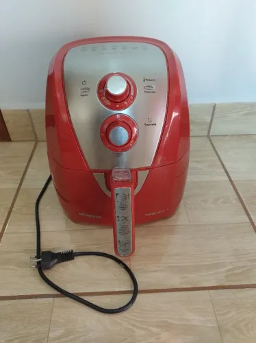 Air Fryer Mondial 220v vermelha