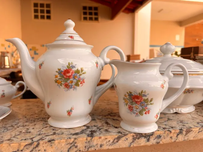 Jogo de chá Porcelana real
