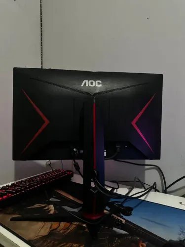 Monitor Gamer AOC Viper 24" Full HD, 165Hz, 1Ms, Freesync, HDMI/DisplayPort