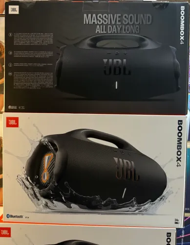 JBL Boombox 4 - Lacrada