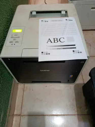 Impressora colorida brother HL 5360Dw